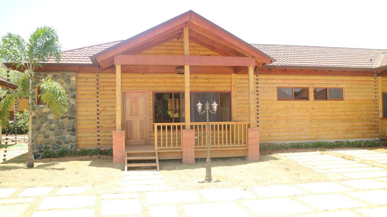 Carmen Hotel & Villas Jarabacoa Exterior foto