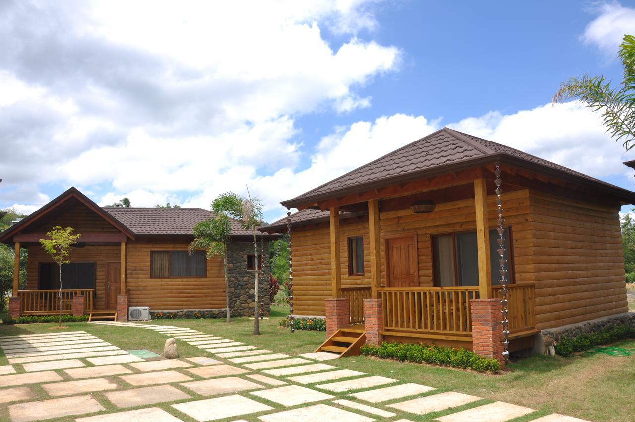 Carmen Hotel & Villas Jarabacoa Exterior foto